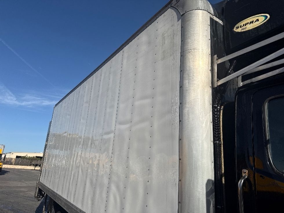 Refrigerated Truck-Light and Medium Duty Trucks-Hino-2019-268-Torrance-CA-129,017\n\t\tmiles-$ 56,500 - Image 27
