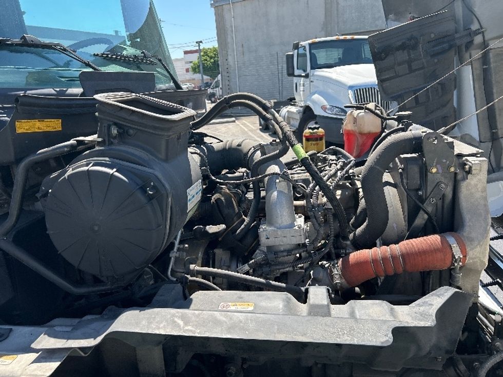 Refrigerated Truck-Light and Medium Duty Trucks-Hino-2019-268-Torrance-CA-145,992\n\t\tmiles-$ 55,750 - Image 22