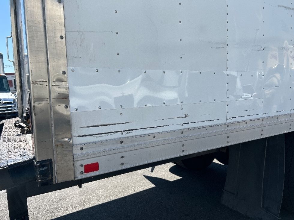 Refrigerated Truck-Light and Medium Duty Trucks-Hino-2019-268-Torrance-CA-145,992\n\t\tmiles-$ 55,750 - Image 25