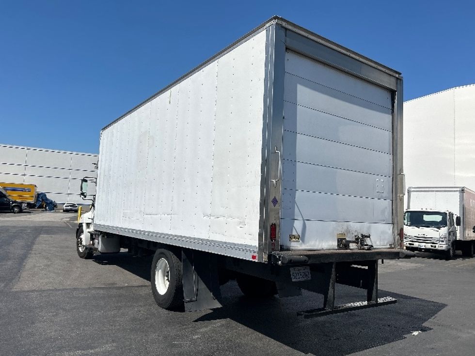 Refrigerated Truck-Light and Medium Duty Trucks-Hino-2019-268-Torrance-CA-145,992\n\t\tmiles-$ 55,750 - Image 6