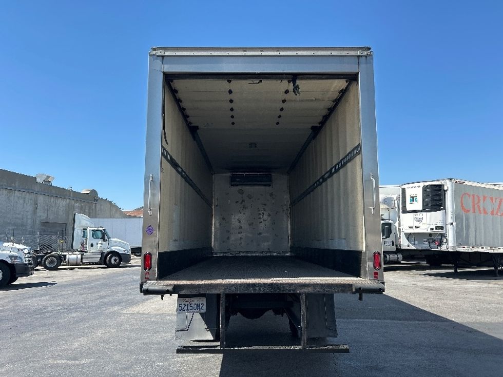 Refrigerated Truck-Light and Medium Duty Trucks-Hino-2019-268-Torrance-CA-145,992\n\t\tmiles-$ 55,750 - Image 8