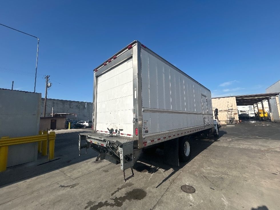 Refrigerated Truck-Light and Medium Duty Trucks-Hino-2019-268-Torrance-CA-165,808\n\t\tmiles-$ 63,000 - Image 13