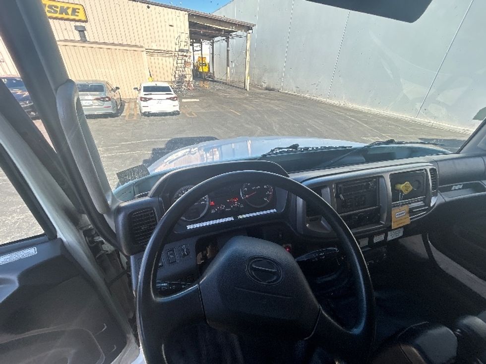 Refrigerated Truck-Light and Medium Duty Trucks-Hino-2019-268-Torrance-CA-165,808\n\t\tmiles-$ 63,000 - Image 18
