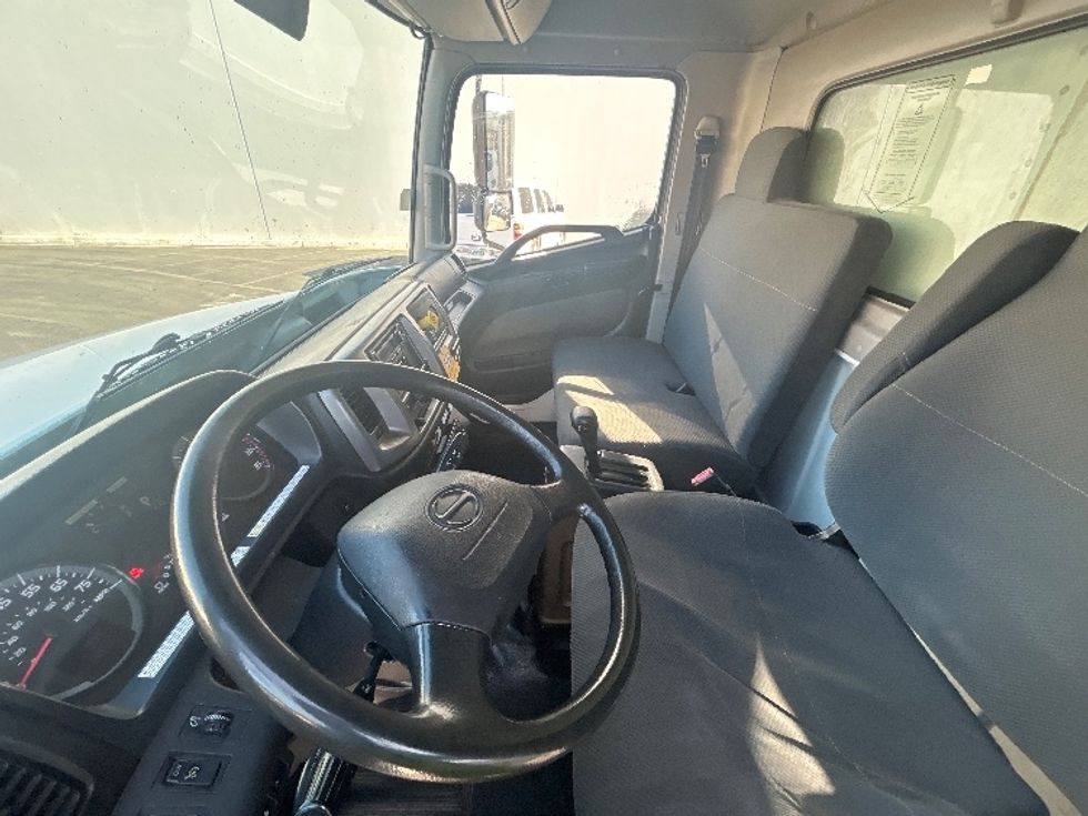 Refrigerated Truck-Light and Medium Duty Trucks-Hino-2019-268-Torrance-CA-165,808\n\t\tmiles-$ 63,000 - Image 19