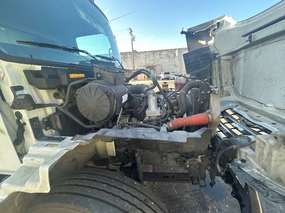 Refrigerated Truck-Light and Medium Duty Trucks-Hino-2019-268-Torrance-CA-165,808\n\t\tmiles-$ 63,000 - Image 23