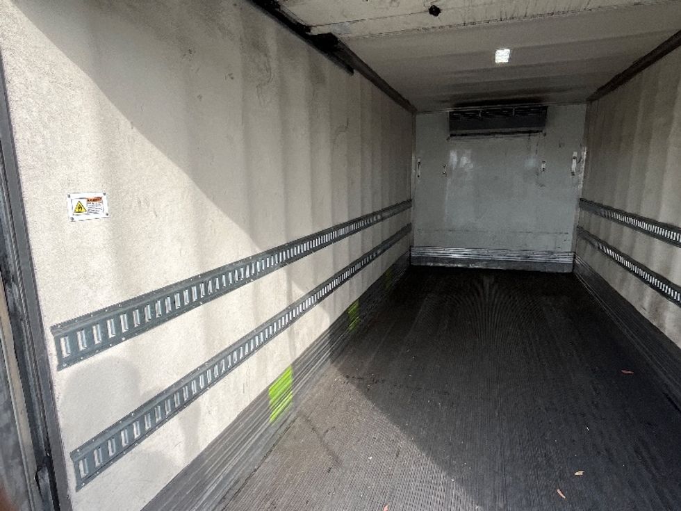 Refrigerated Truck-Light and Medium Duty Trucks-Hino-2019-268-Torrance-CA-168,751\n\t\tmiles-$ 48,250 - Image 11