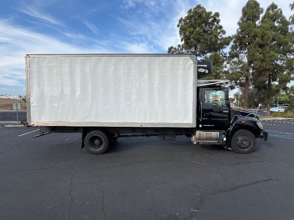 Refrigerated Truck-Light and Medium Duty Trucks-Hino-2019-268-Torrance-CA-168,751\n\t\tmiles-$ 48,250 - Image 15