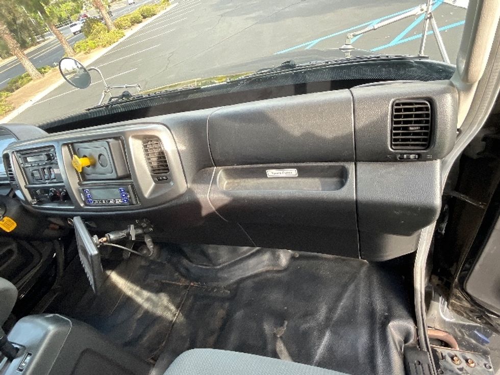 Refrigerated Truck-Light and Medium Duty Trucks-Hino-2019-268-Torrance-CA-168,751\n\t\tmiles-$ 48,250 - Image 21