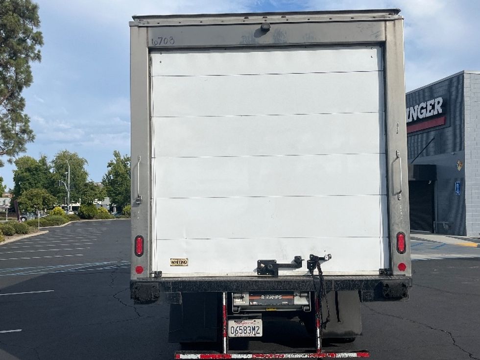 Refrigerated Truck-Light and Medium Duty Trucks-Hino-2019-268-Torrance-CA-168,751\n\t\tmiles-$ 48,250 - Image 7