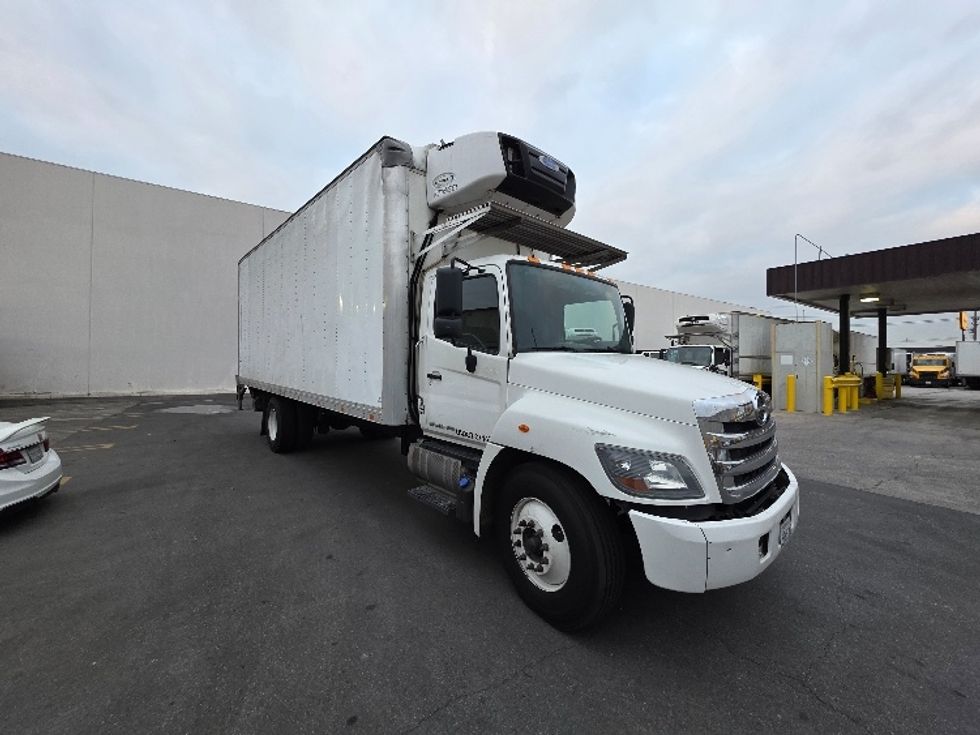 Refrigerated Truck-Light and Medium Duty Trucks-Hino-2019-268-Torrance-CA-172,040\n\t\tmiles-$ 68,250 - Image 1