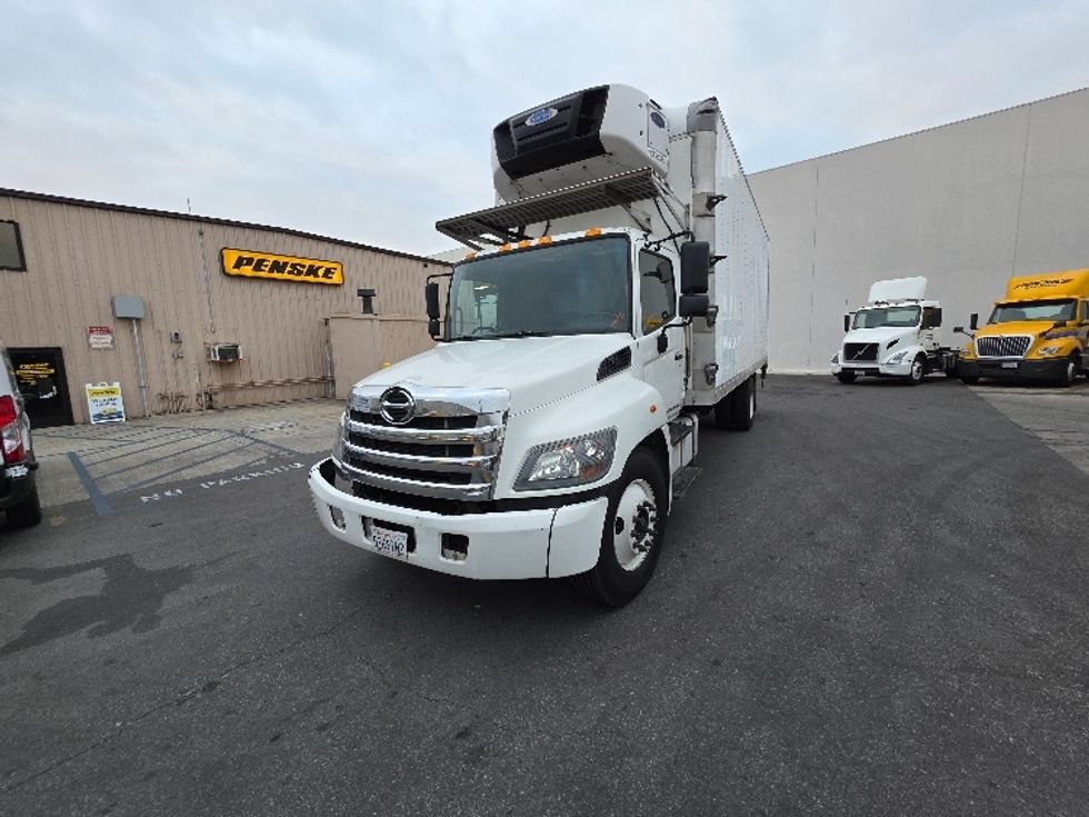Refrigerated Truck-Light and Medium Duty Trucks-Hino-2019-268-Torrance-CA-172,040\n\t\tmiles-$ 68,250 - Image 3
