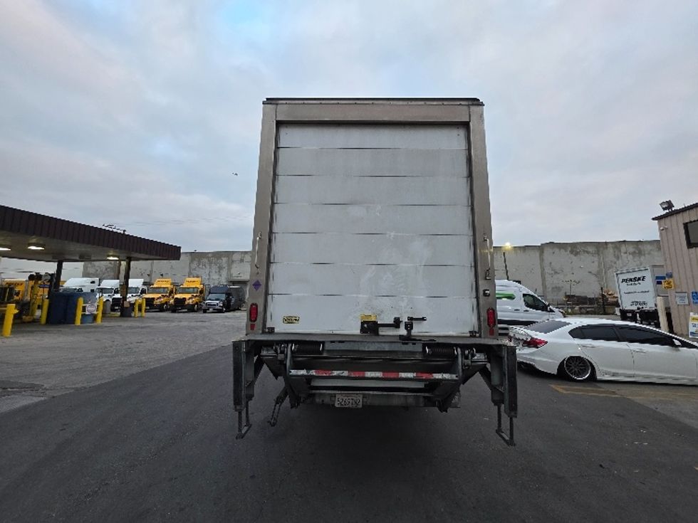 Refrigerated Truck-Light and Medium Duty Trucks-Hino-2019-268-Torrance-CA-172,040\n\t\tmiles-$ 68,250 - Image 7