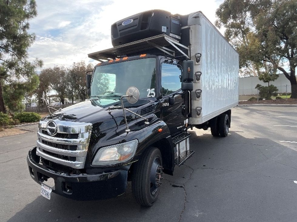 Refrigerated Truck-Light and Medium Duty Trucks-Hino-2019-268-Torrance-CA-184,937\n\t\tmiles-$ 45,750 - Image 3