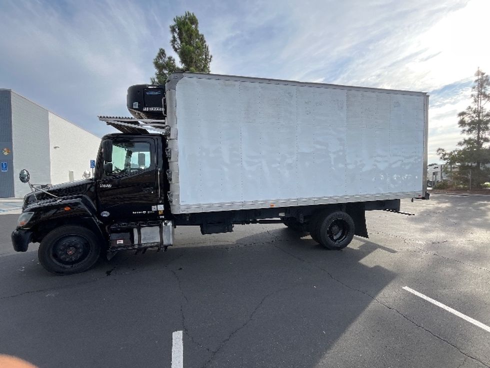 Refrigerated Truck-Light and Medium Duty Trucks-Hino-2019-268-Torrance-CA-184,937\n\t\tmiles-$ 45,750 - Image 4