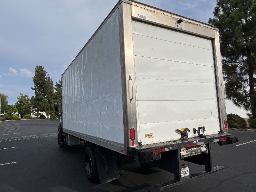 Refrigerated Truck-Light and Medium Duty Trucks-Hino-2019-268-Torrance-CA-184,937\n\t\tmiles-$ 45,750 - Image 6