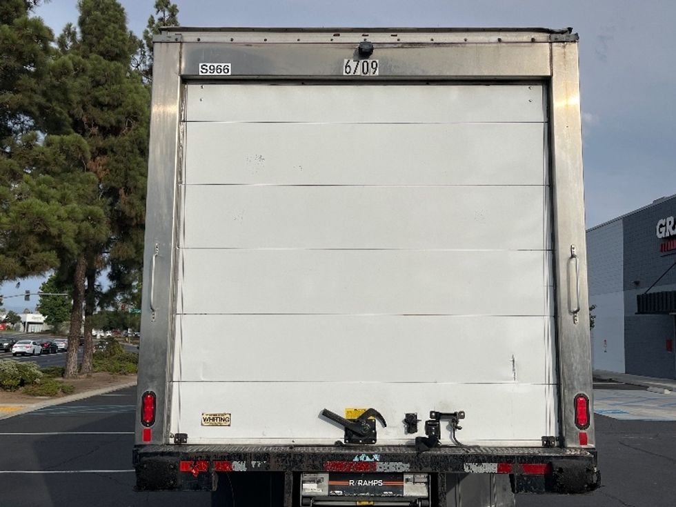 Refrigerated Truck-Light and Medium Duty Trucks-Hino-2019-268-Torrance-CA-184,937\n\t\tmiles-$ 45,750 - Image 7