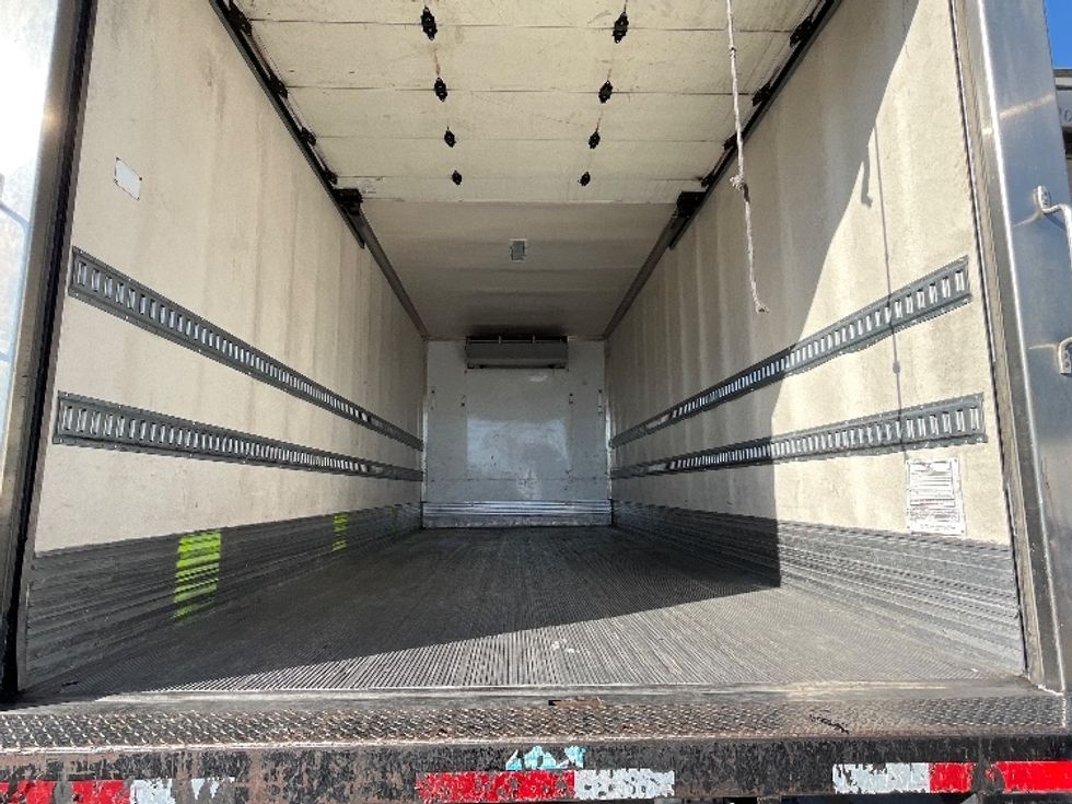 Refrigerated Truck-Light and Medium Duty Trucks-Hino-2019-268-Torrance-CA-184,937\n\t\tmiles-$ 45,750 - Image 8