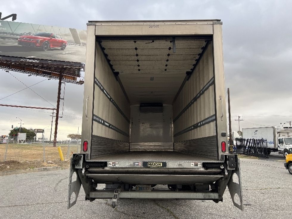 2019 Hino Conventional Type Truck photo 8