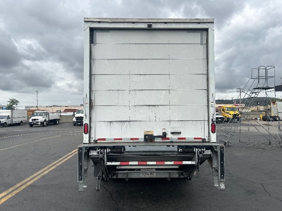 Refrigerated Truck-Light and Medium Duty Trucks-Hino-2019-268-Torrance-CA-193,391\n\t\tmiles-$ 39,750 - Image 7