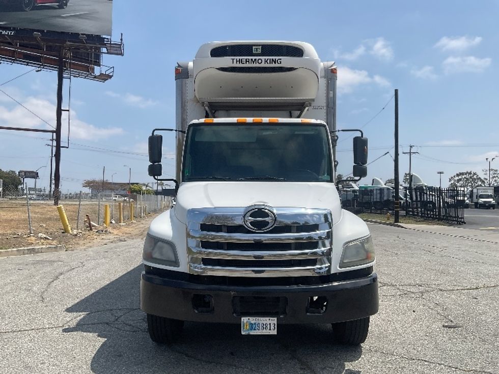 Refrigerated Truck-Light and Medium Duty Trucks-Hino-2019-268-Torrance-CA-193,465\n\t\tmiles-$ 61,000 - Image 2