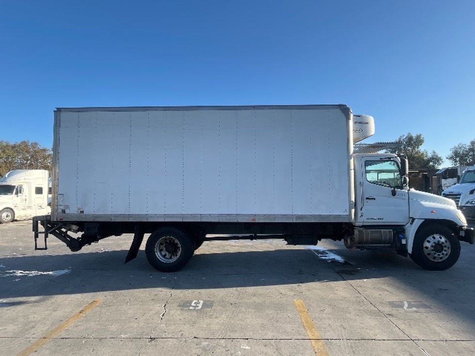 Refrigerated Truck-Light and Medium Duty Trucks-Hino-2019-268-Torrance-CA-318,512\n\t\tmiles-$ 34,250 - Image 14