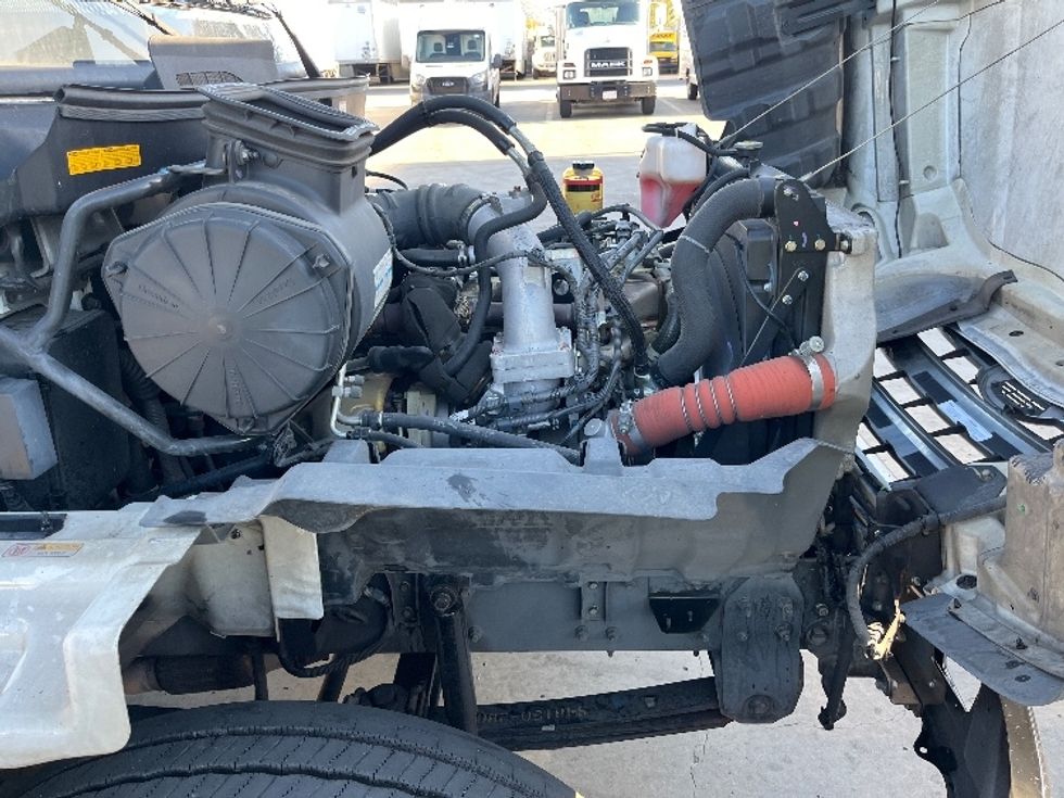 Refrigerated Truck-Light and Medium Duty Trucks-Hino-2019-268-Torrance-CA-318,512\n\t\tmiles-$ 34,250 - Image 22