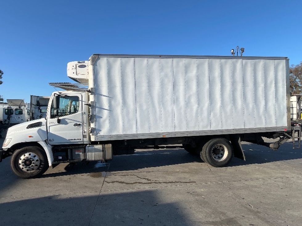 Refrigerated Truck-Light and Medium Duty Trucks-Hino-2019-268-Torrance-CA-318,512\n\t\tmiles-$ 34,250 - Image 4