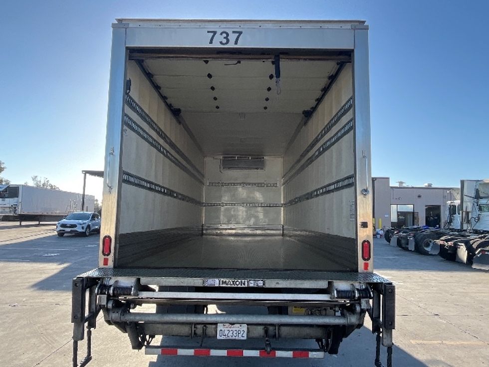 Refrigerated Truck-Light and Medium Duty Trucks-Hino-2019-268-Torrance-CA-318,512\n\t\tmiles-$ 34,250 - Image 8