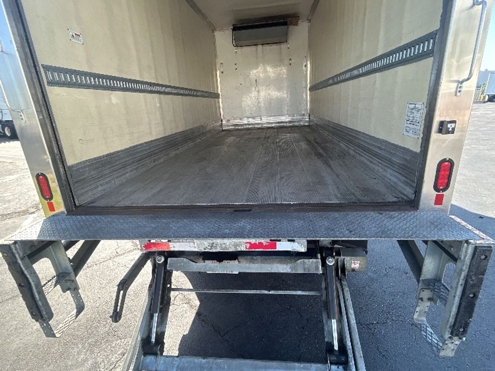 Refrigerated Truck-Light and Medium Duty Trucks-Hino-2019-268-Torrance-CA-85,723\n\t\tmiles-$ 58,750 - Image 10