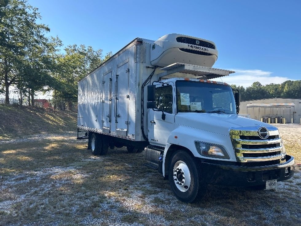 Refrigerated Truck-Light and Medium Duty Trucks-Hino-2019-268-Villa Rica-GA-321,796\n\t\tmiles-$ 27,000 - Image 1
