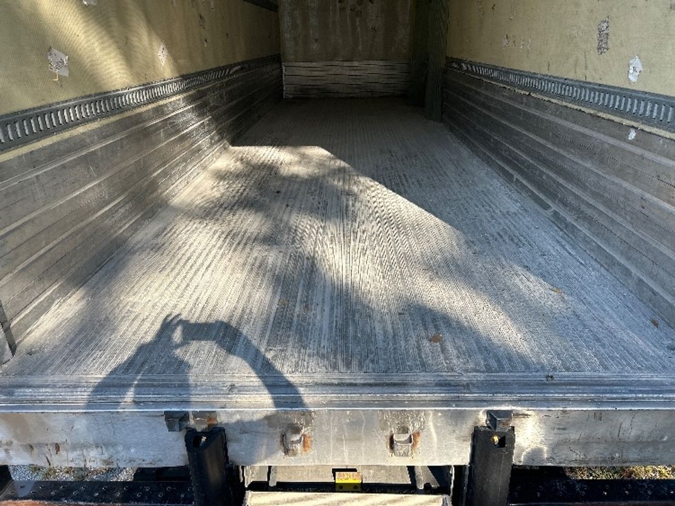 Refrigerated Truck-Light and Medium Duty Trucks-Hino-2019-268-Villa Rica-GA-321,796\n\t\tmiles-$ 27,000 - Image 10
