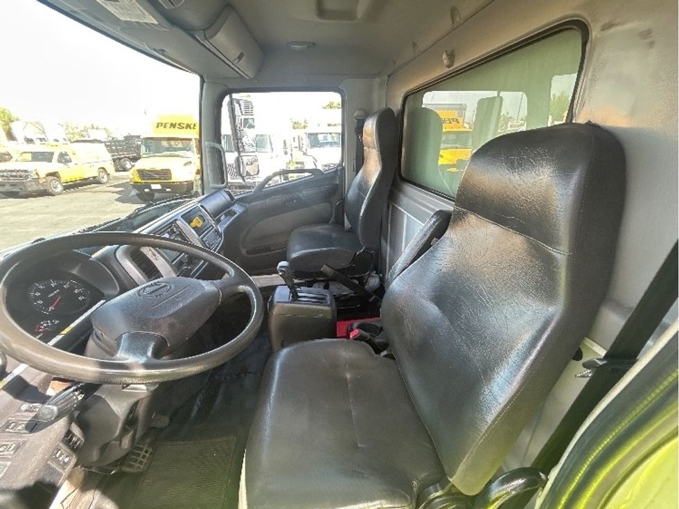Refrigerated Truck-Light and Medium Duty Trucks-Hino-2019-268-West Sacramento-CA-293,008\n\t\tmiles-$ 33,250 - Image 19