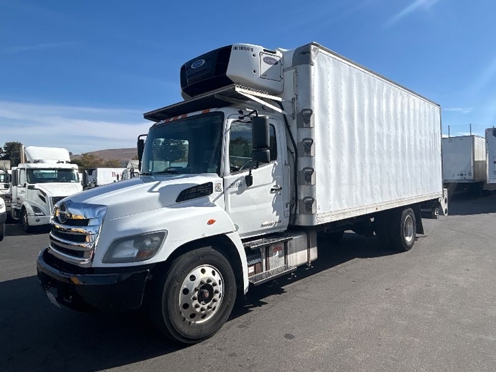 Refrigerated Truck-Light and Medium Duty Trucks-Hino-2019-268-West Sacramento-CA-293,008\n\t\tmiles-$ 33,250 - Image 3