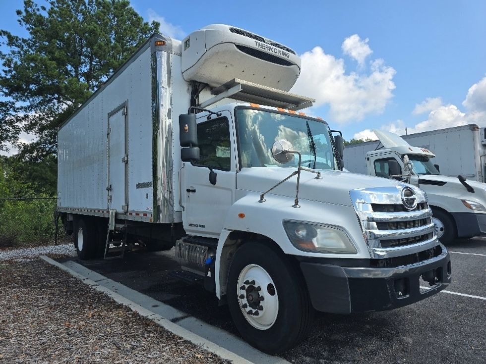 Refrigerated Truck-Light and Medium Duty Trucks-Hino-2019-338-Atlanta (Forest Park)-GA-199,840\n\t\tmiles-$ 44,500 - Image 1
