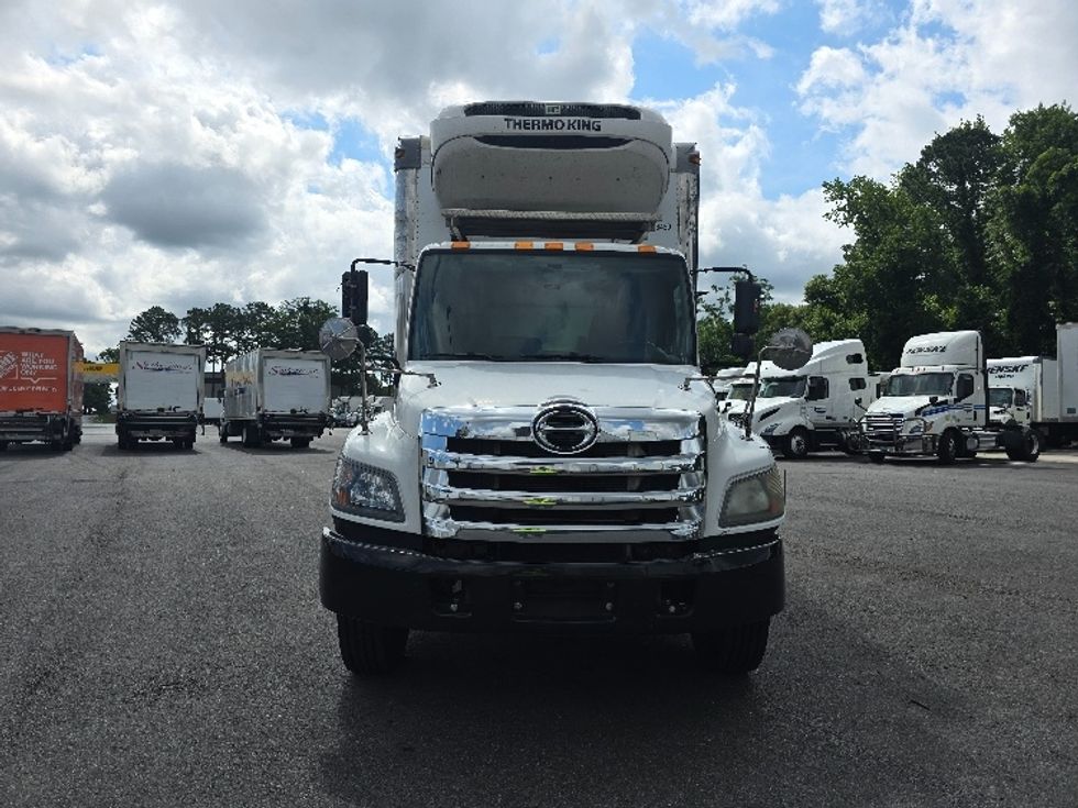 Refrigerated Truck-Light and Medium Duty Trucks-Hino-2019-338-Atlanta (Forest Park)-GA-199,840\n\t\tmiles-$ 44,500 - Image 2