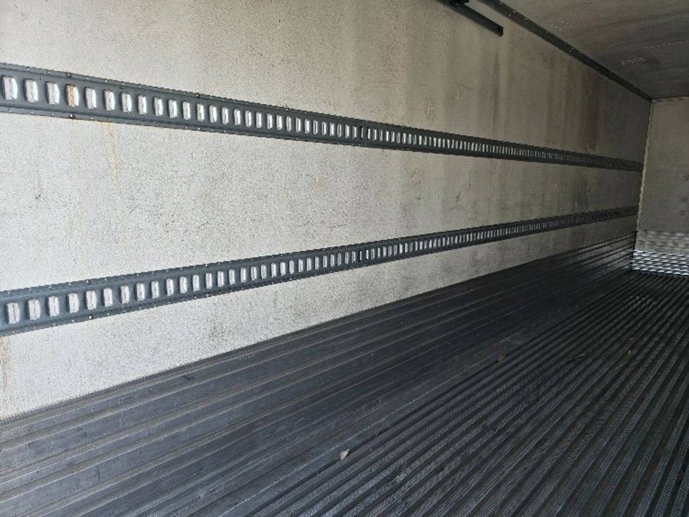 Refrigerated Truck-Light and Medium Duty Trucks-Hino-2019-338-Atlanta (Forest Park)-GA-207,673\n\t\tmiles-$ 37,250 - Image 11