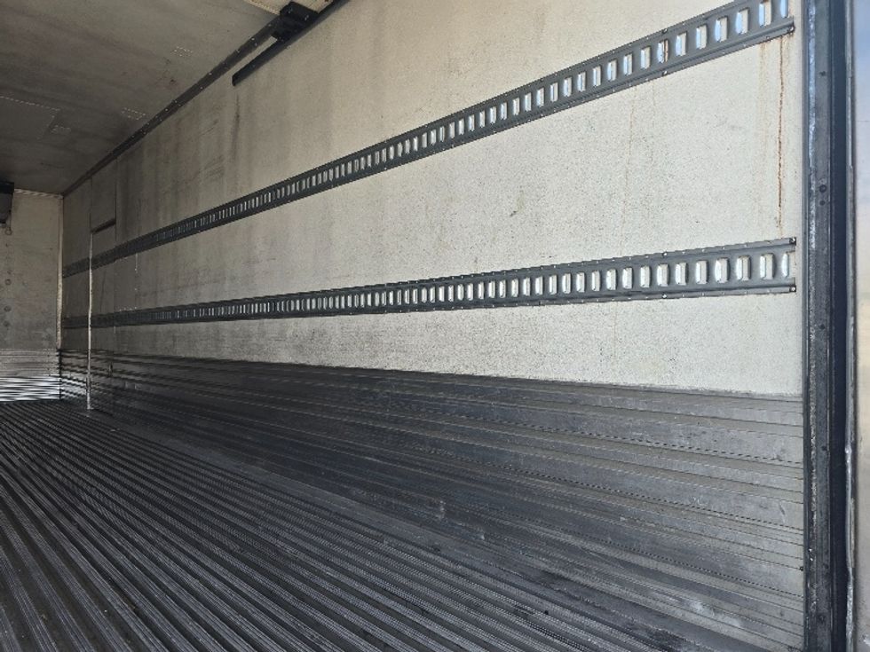Refrigerated Truck-Light and Medium Duty Trucks-Hino-2019-338-Atlanta (Forest Park)-GA-207,673\n\t\tmiles-$ 37,250 - Image 12