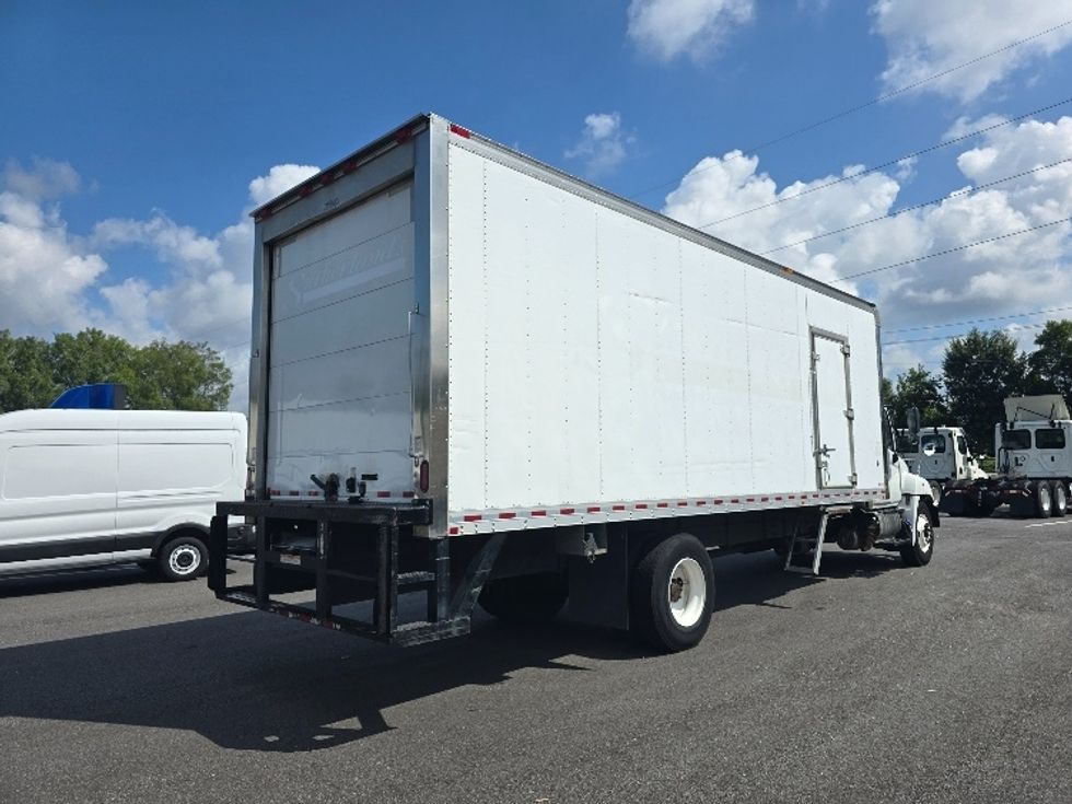 Refrigerated Truck-Light and Medium Duty Trucks-Hino-2019-338-Atlanta (Forest Park)-GA-207,673\n\t\tmiles-$ 37,250 - Image 13