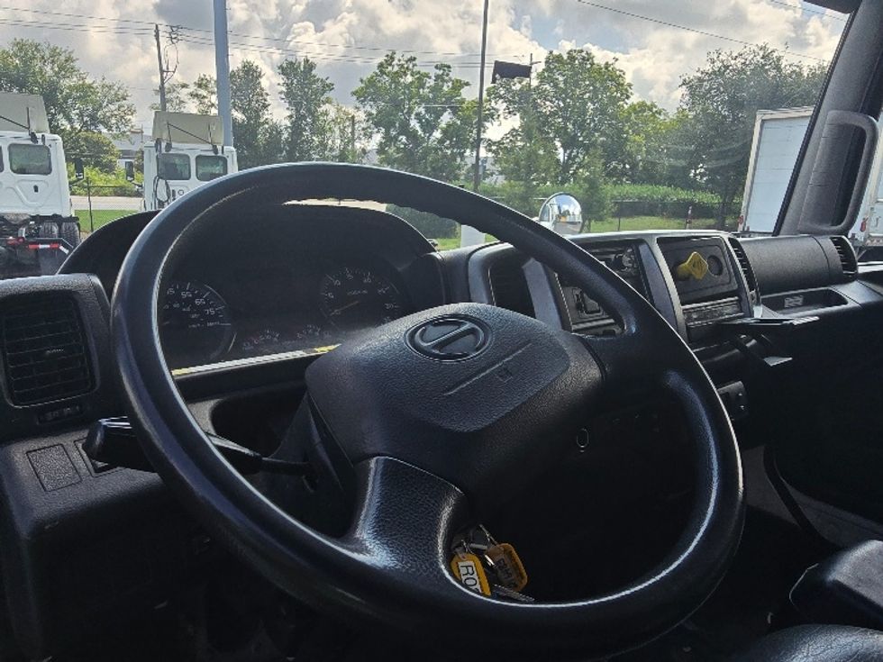 Refrigerated Truck-Light and Medium Duty Trucks-Hino-2019-338-Atlanta (Forest Park)-GA-207,673\n\t\tmiles-$ 37,250 - Image 14
