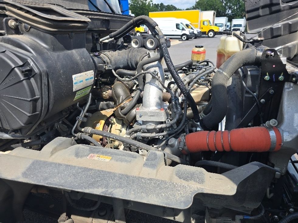 Refrigerated Truck-Light and Medium Duty Trucks-Hino-2019-338-Atlanta (Forest Park)-GA-207,673\n\t\tmiles-$ 37,250 - Image 23