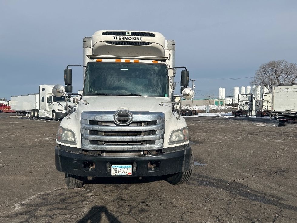 Refrigerated Truck-Light and Medium Duty Trucks-Hino-2019-338-Brooklyn Park-MN-117,450\n\t\tmiles-$ 53,500 - Image 2