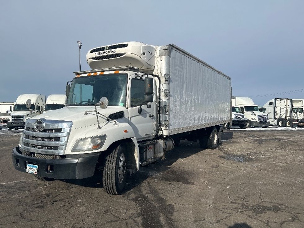 Refrigerated Truck-Light and Medium Duty Trucks-Hino-2019-338-Brooklyn Park-MN-117,450\n\t\tmiles-$ 53,500 - Image 3
