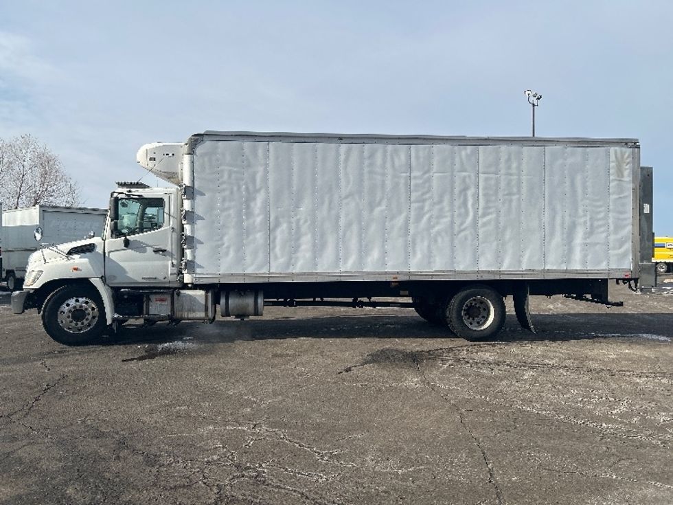 Refrigerated Truck-Light and Medium Duty Trucks-Hino-2019-338-Brooklyn Park-MN-117,450\n\t\tmiles-$ 53,500 - Image 4