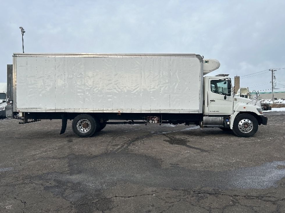 Refrigerated Truck-Light and Medium Duty Trucks-Hino-2019-338-Brooklyn Park-MN-133,000\n\t\tmiles-$ 52,500 - Image 14