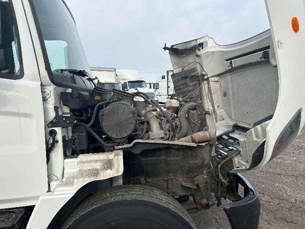 Refrigerated Truck-Light and Medium Duty Trucks-Hino-2019-338-Brooklyn Park-MN-133,000\n\t\tmiles-$ 52,500 - Image 22