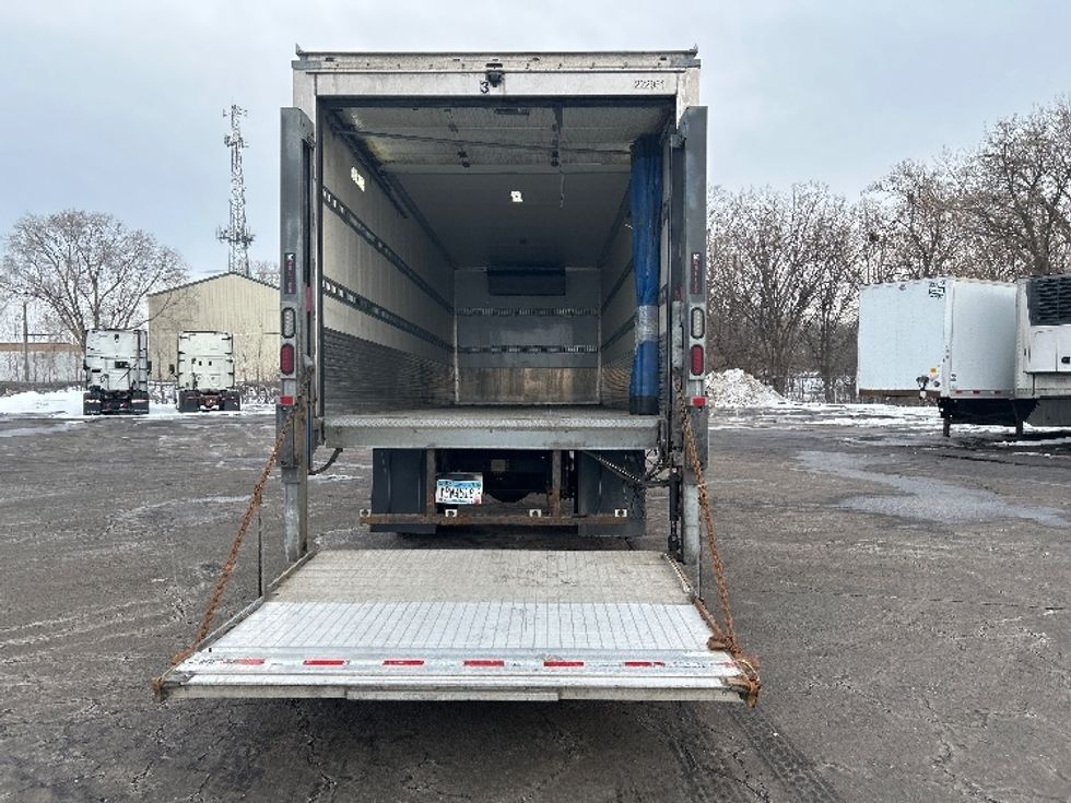 Refrigerated Truck-Light and Medium Duty Trucks-Hino-2019-338-Brooklyn Park-MN-133,000\n\t\tmiles-$ 52,500 - Image 9