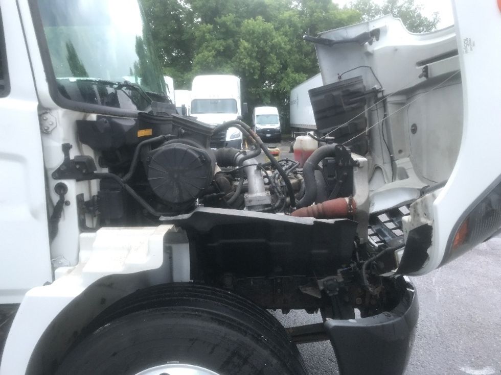 Refrigerated Truck-Light and Medium Duty Trucks-Hino-2019-338-Brooklyn Park-MN-136,432\n\t\tmiles-$ 54,500 - Image 23