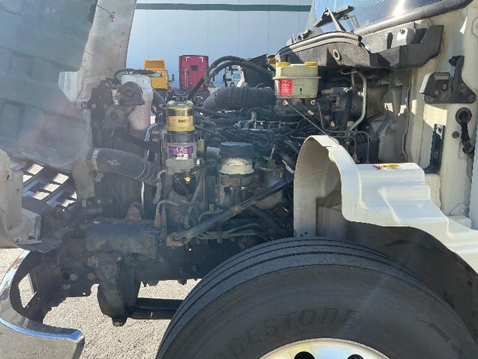 Refrigerated Truck-Light and Medium Duty Trucks-Hino-2019-338-Calgary-AB-275,313\n\t\tkm-$ 70,250 - Image 24