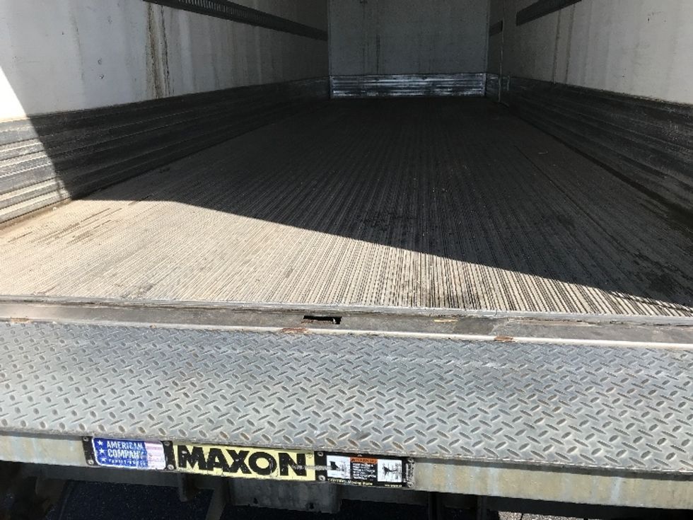 Refrigerated Truck-Light and Medium Duty Trucks-Hino-2019-338-Calgary-AB-280,862\n\t\tkm-$ 76,750 - Image 10