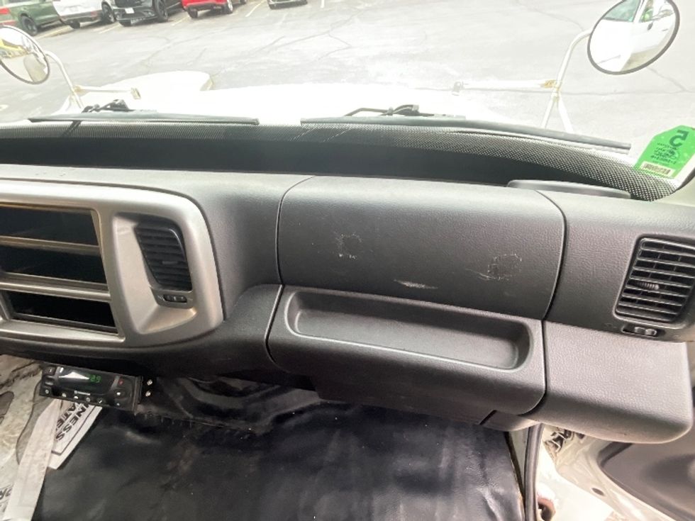 Refrigerated Truck-Light and Medium Duty Trucks-Hino-2019-338-Cambridge-ON-138,447\n\t\tkm-$ 76,750 - Image 21